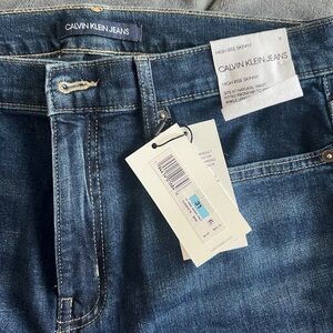 NWT high rise skinny jeans size 31